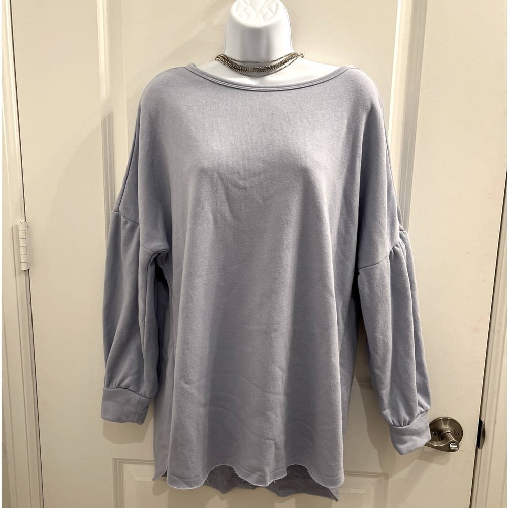 LC SUPER SOFT SWEATSHIRT WITH BELL SLEEVES. BRAND NEW W/TAGS